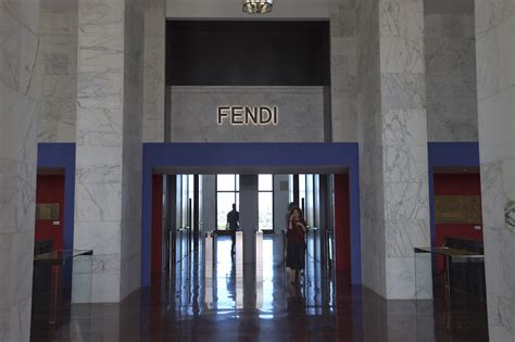 colosseo quadrato fendi esposizione|Altro.